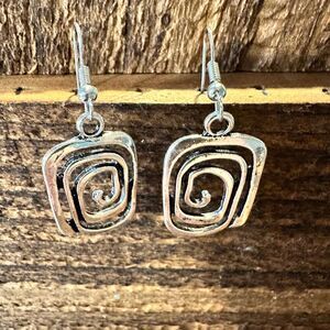 Boho Hippie Western Delicate Silver Drop Wire Earrings, Gift Box